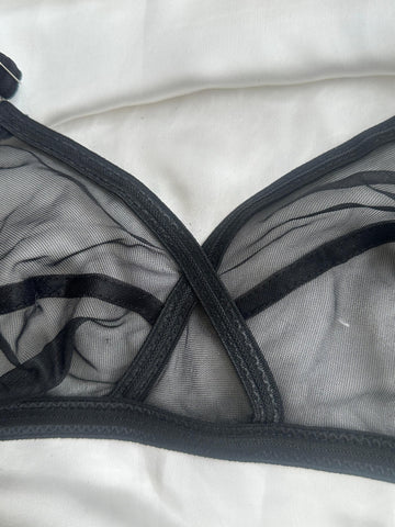 Pack of 2 Non-Padded Wired Cotton Full Cover Net Transparent Bra 🎁